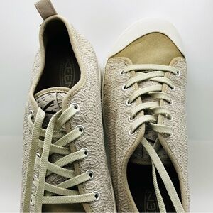 Sz 10 KEEN Women's Elsa II Crochet sneakers Provincial Taupr Beige EUC.